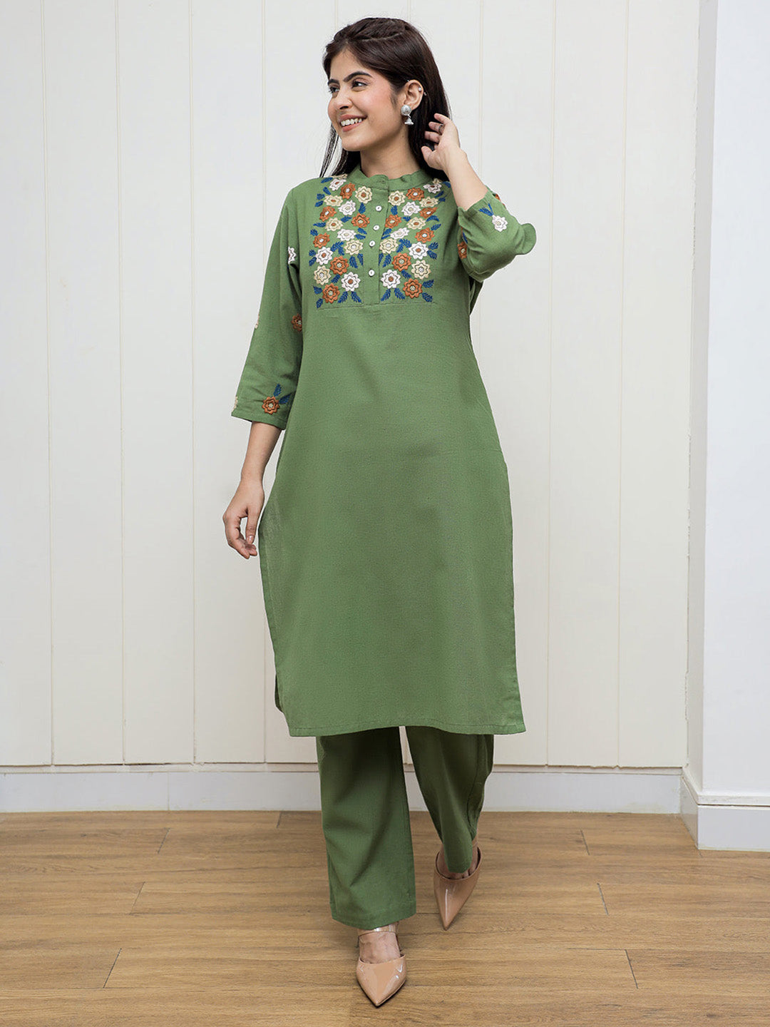 Augustya Green Embroidery Kurta Set