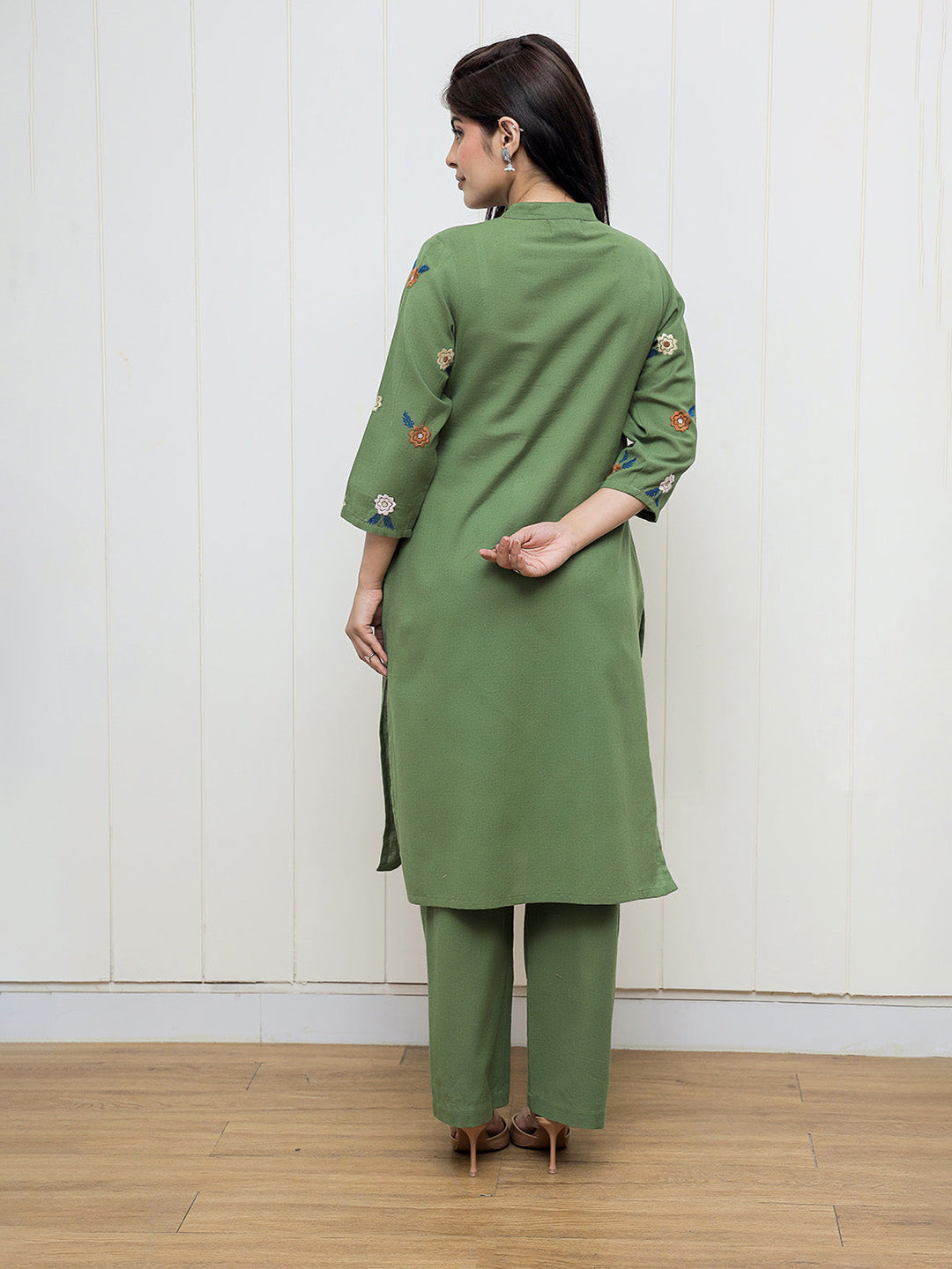 Augustya Green Embroidery Kurta Set