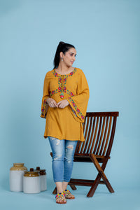 ABBY MUSTARD  EMBROIDERD TOP