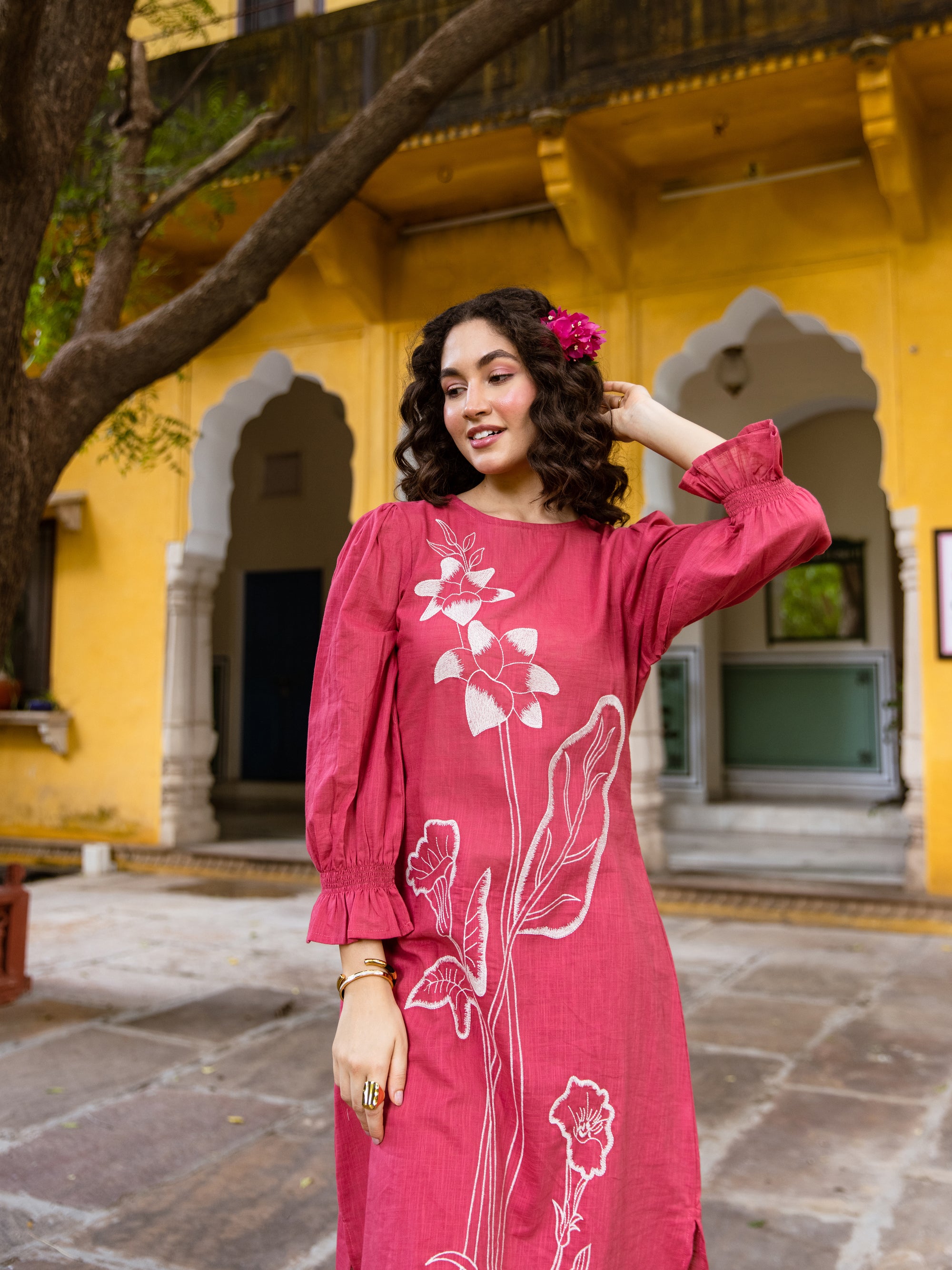 Daisy Coral Red Embroidery Kurta Set