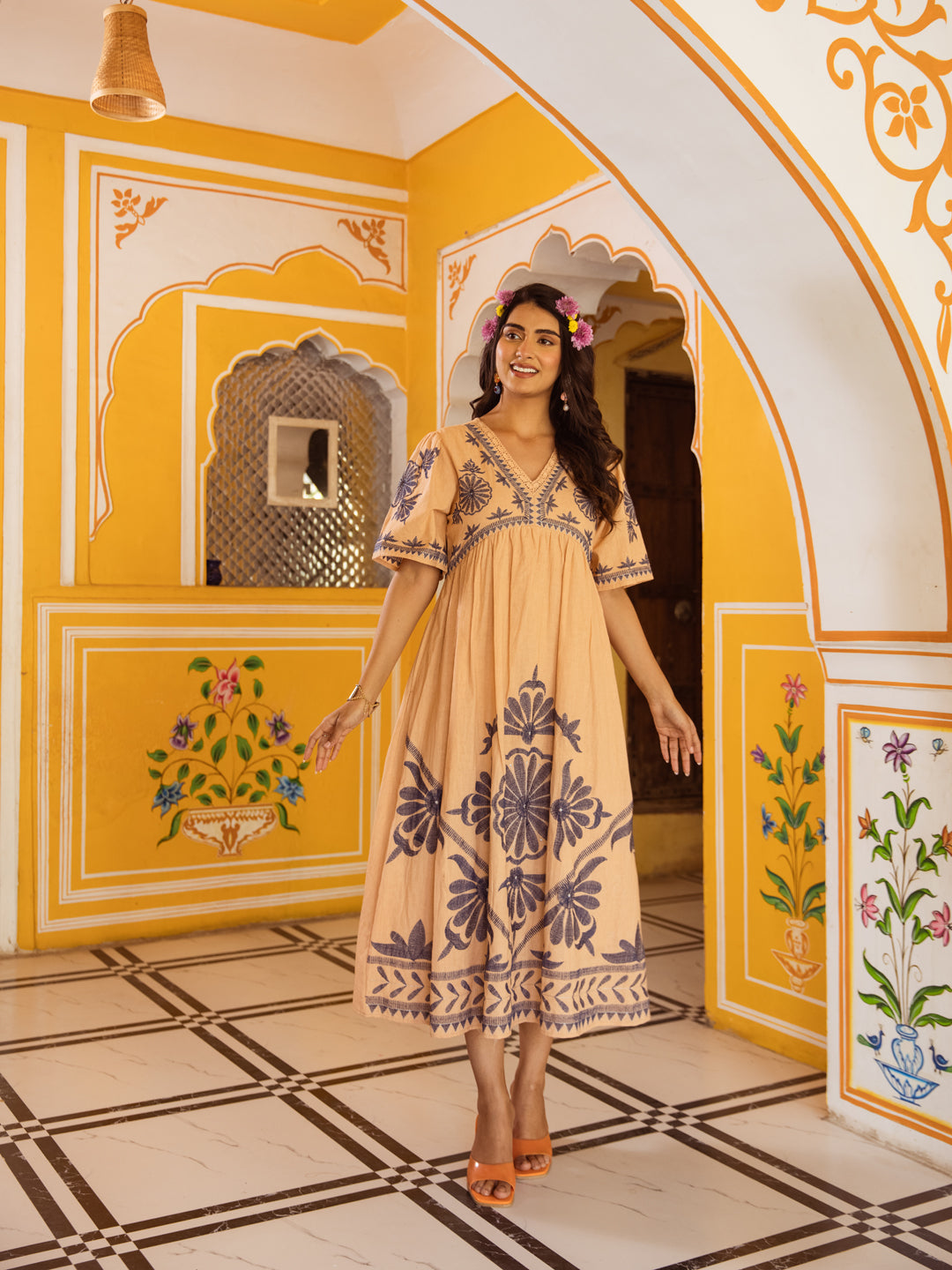 Milan embroidery beige dress