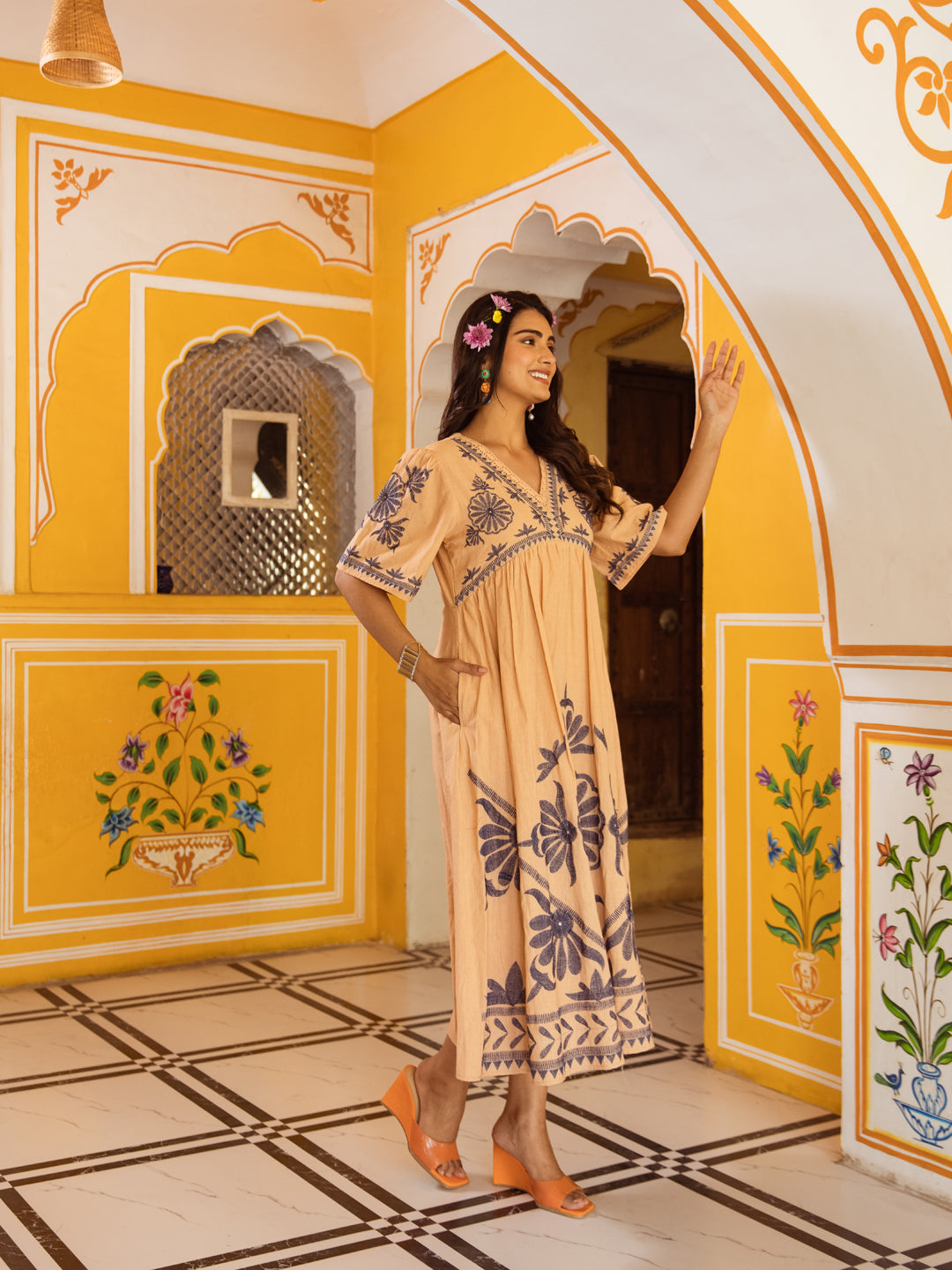 Milan embroidery beige dress