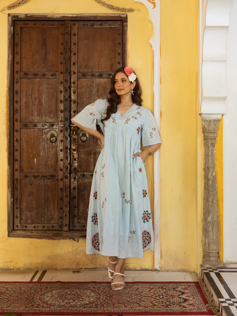 Bell  blue embroidery dress