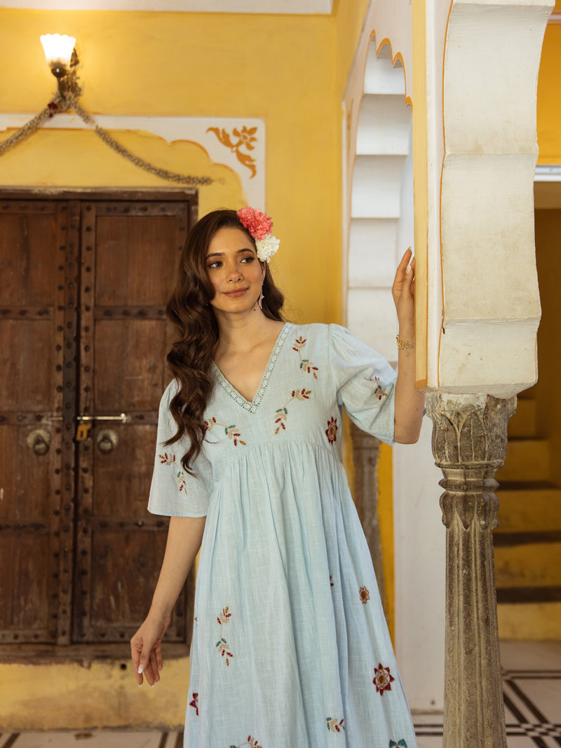 Bell  blue embroidery dress