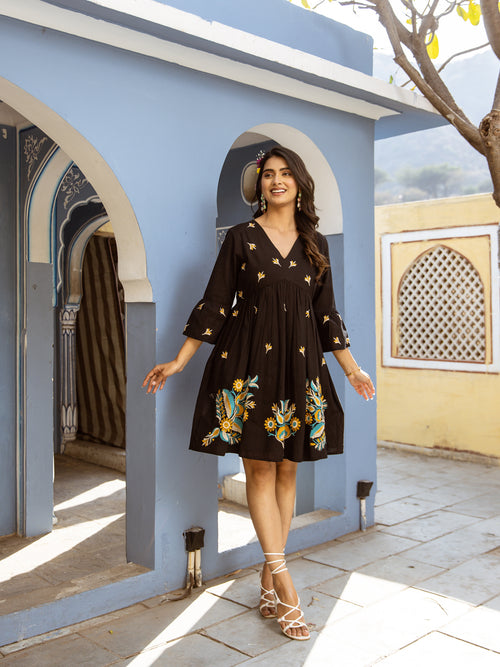 Abhi Black Embroidery Dress