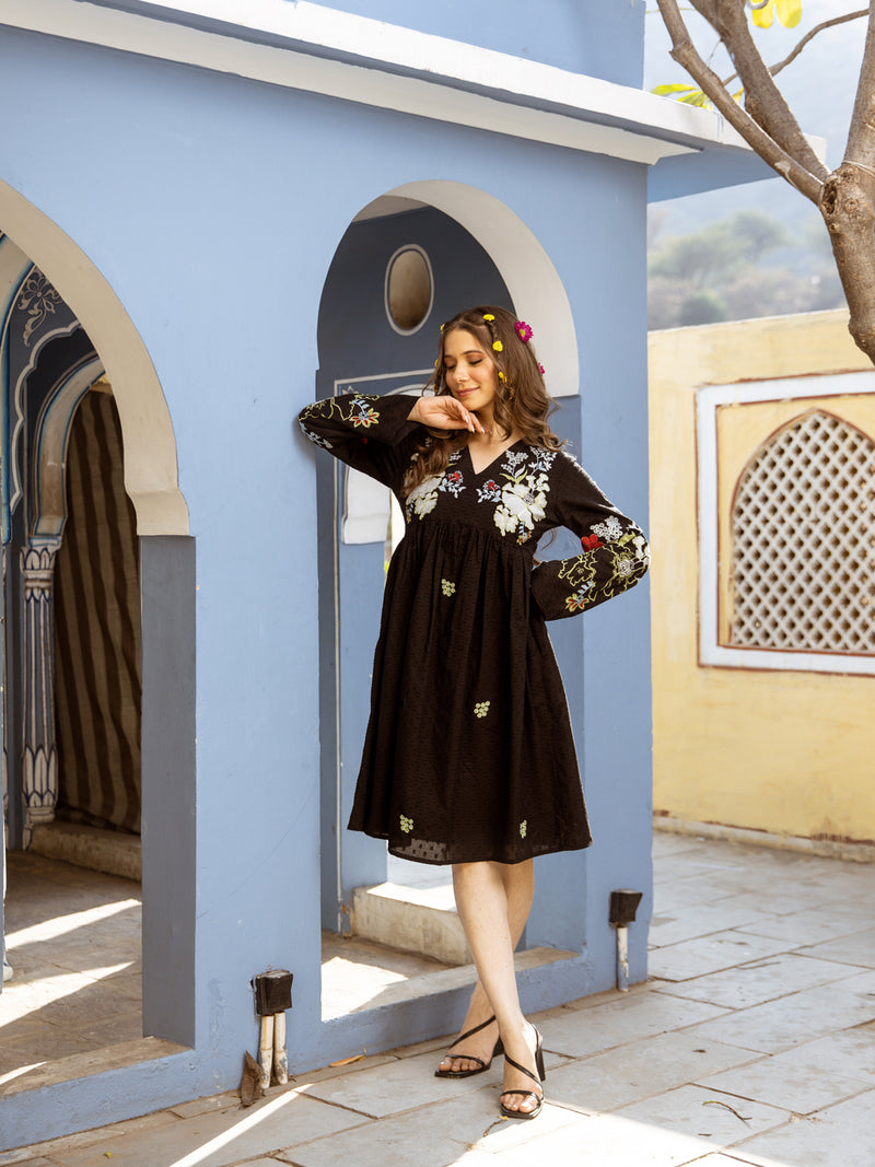 Kabir black embroidery dress