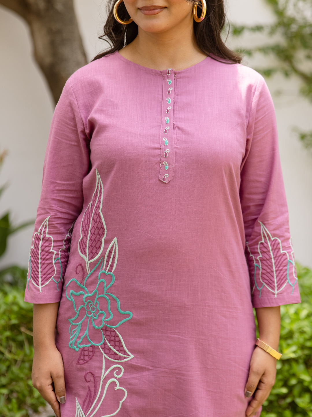 Clara Mauve Pink Embroidery Kurta Set