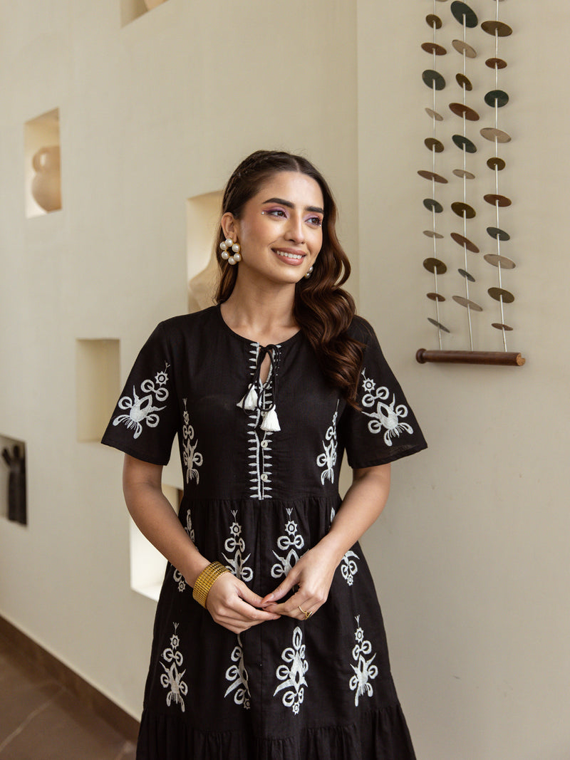 Indira black embroidery dress