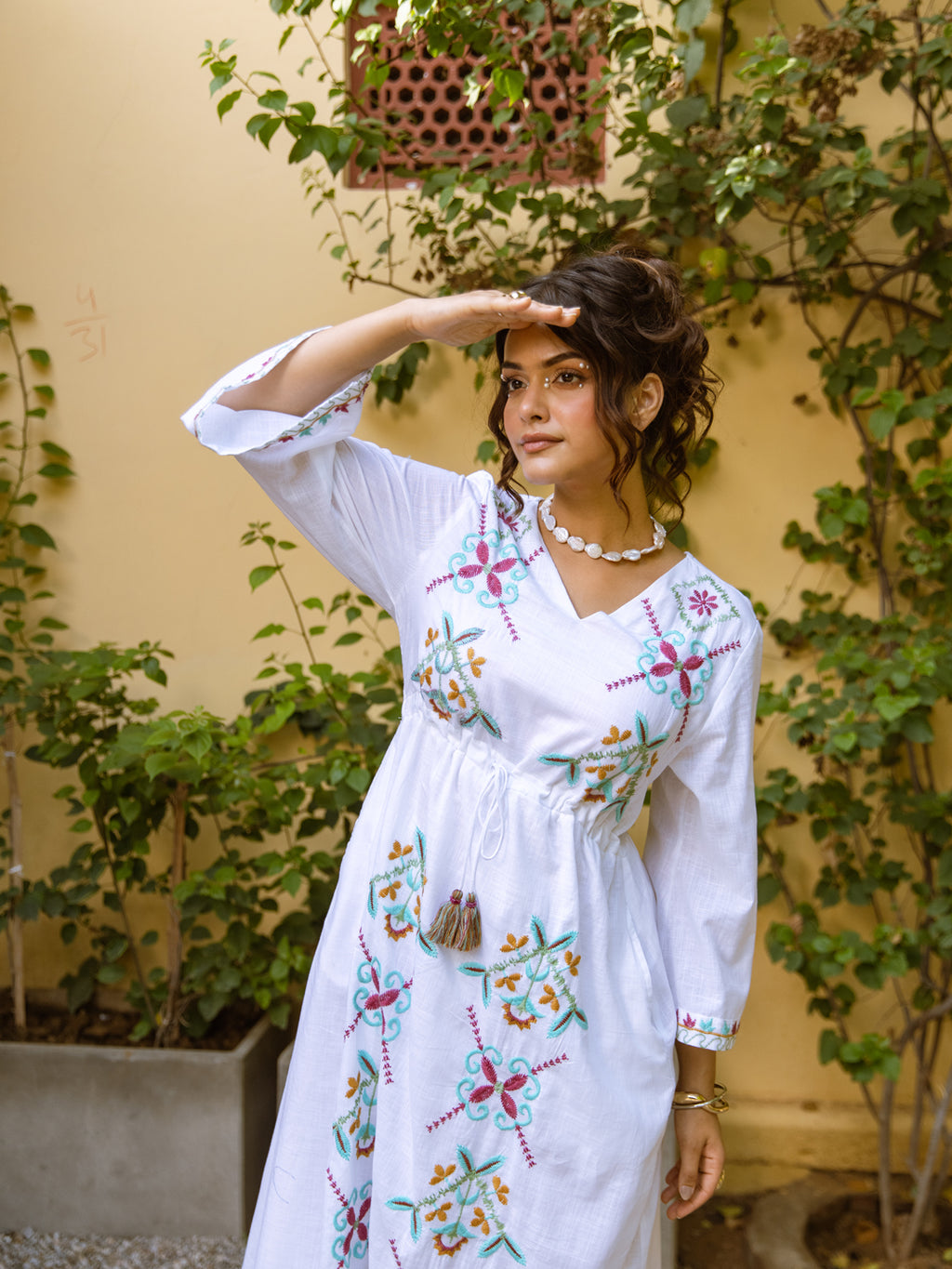Parrot White Embroidery Dress