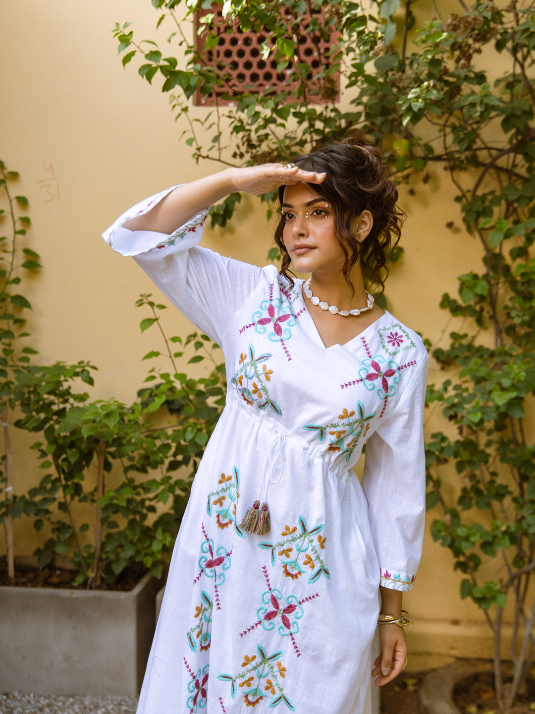 Parrot White Embroidery Dress