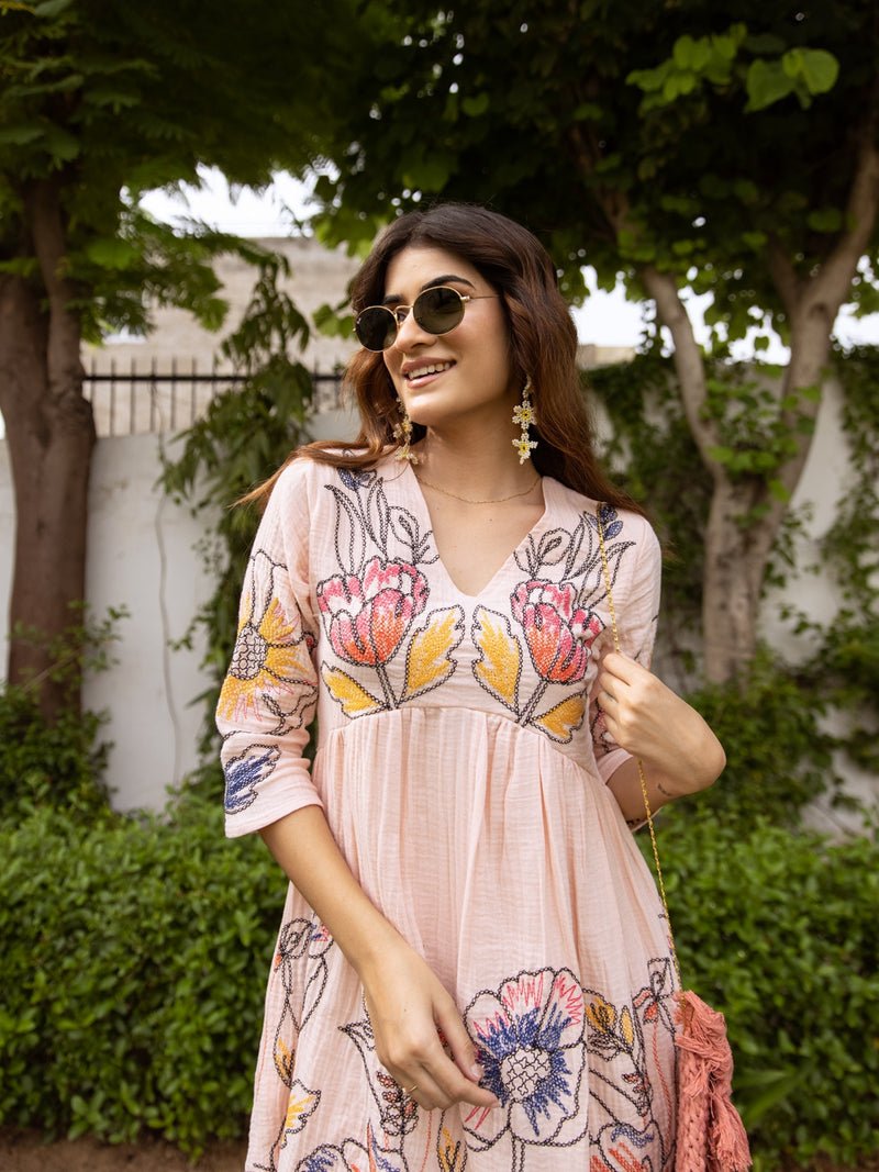 Saffron pink embroidery dress