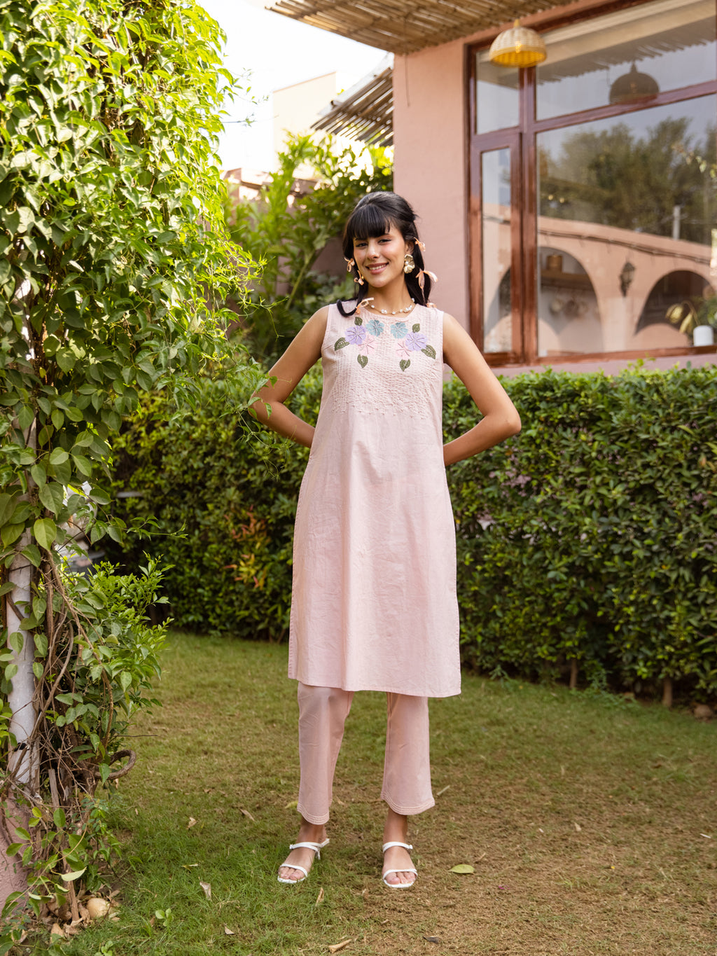 Robel Pink Embroidery Kurta Set