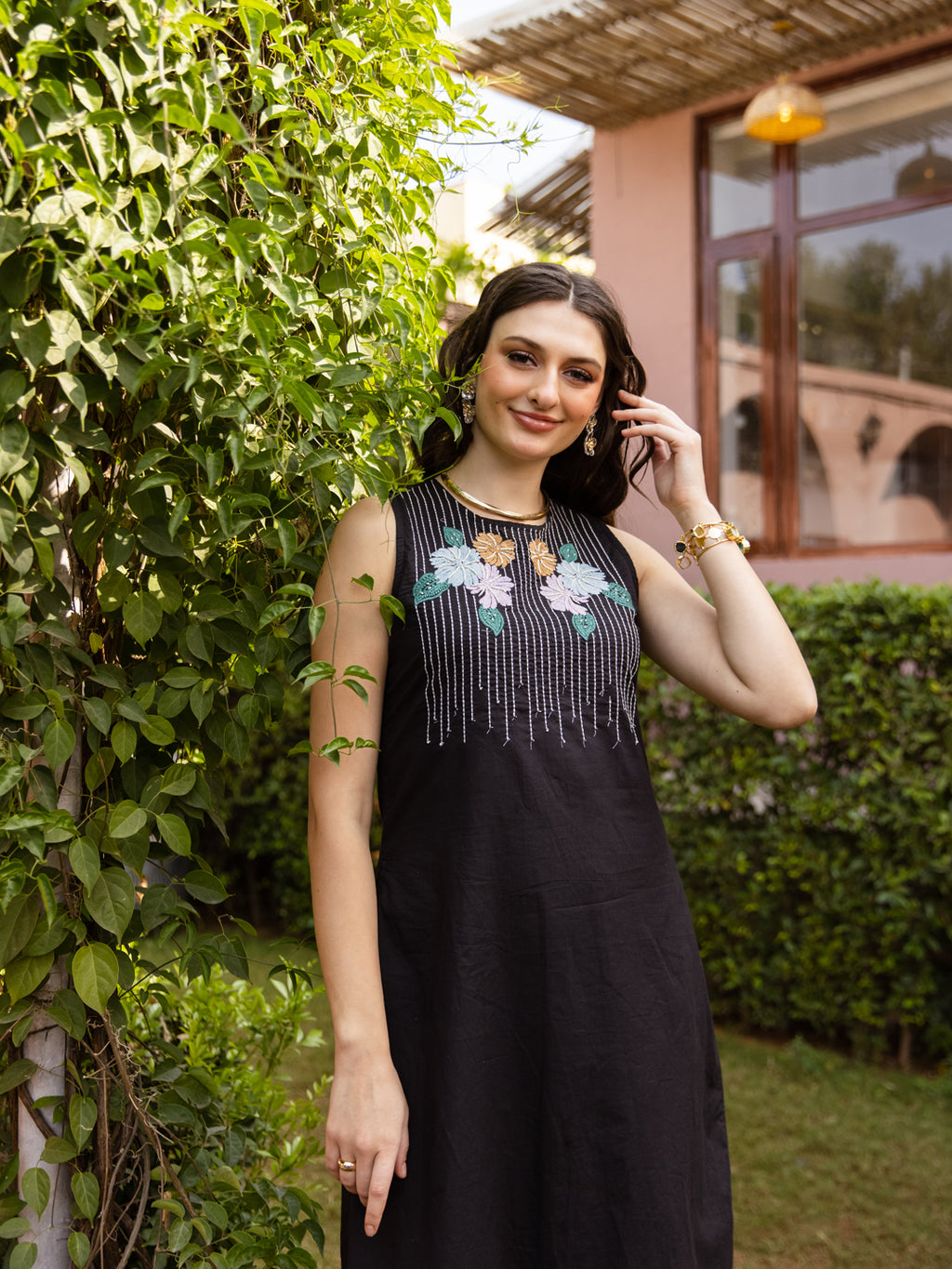Robel Black Embroidery Kurta Set