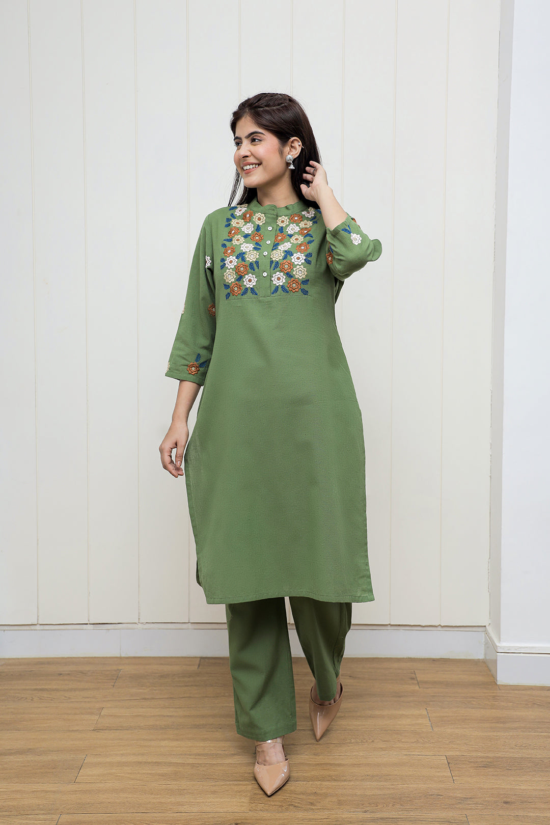 Augustya Green Embroidery Kurta Set