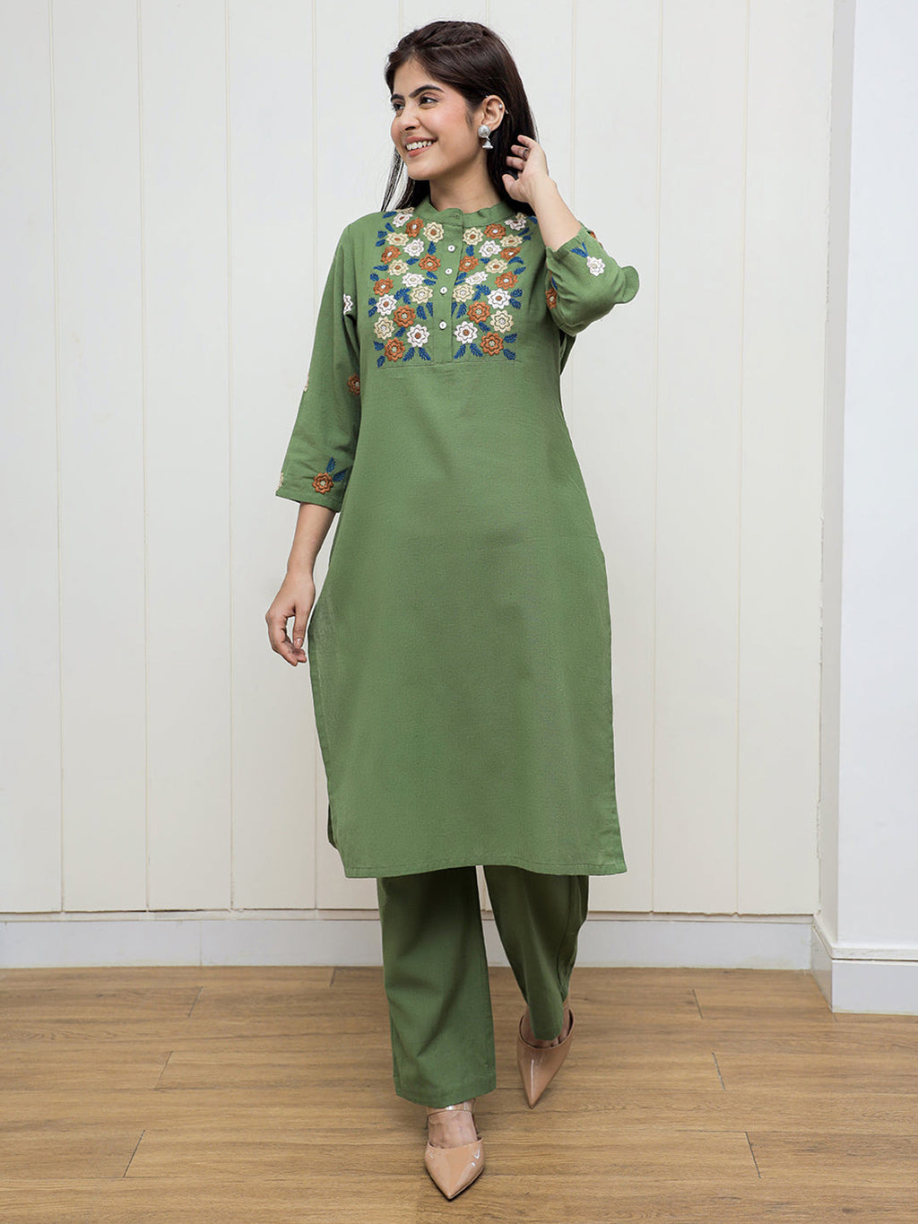 Augustya Green Embroidery Kurta Set