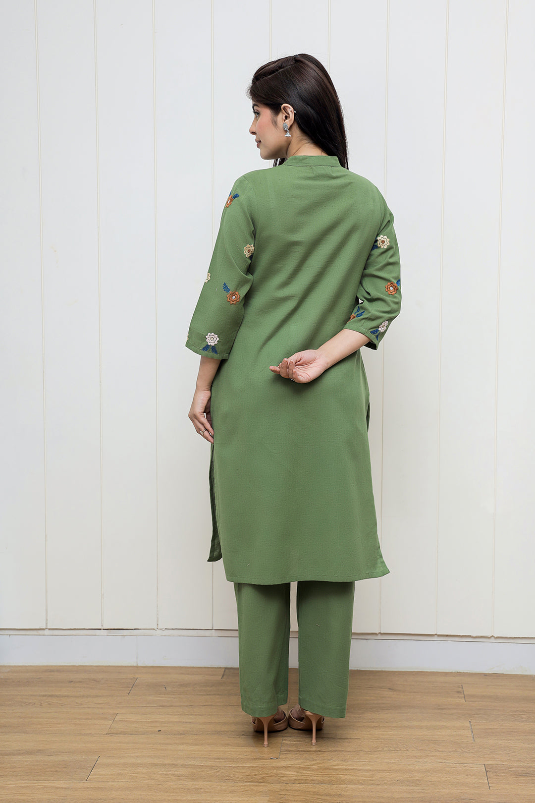 Augustya Green Embroidery Kurta Set
