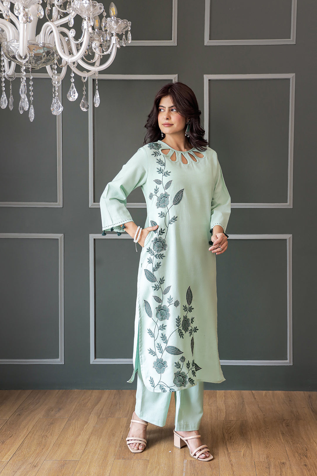 Sakhi Mint green  Embroidery Kurta Set