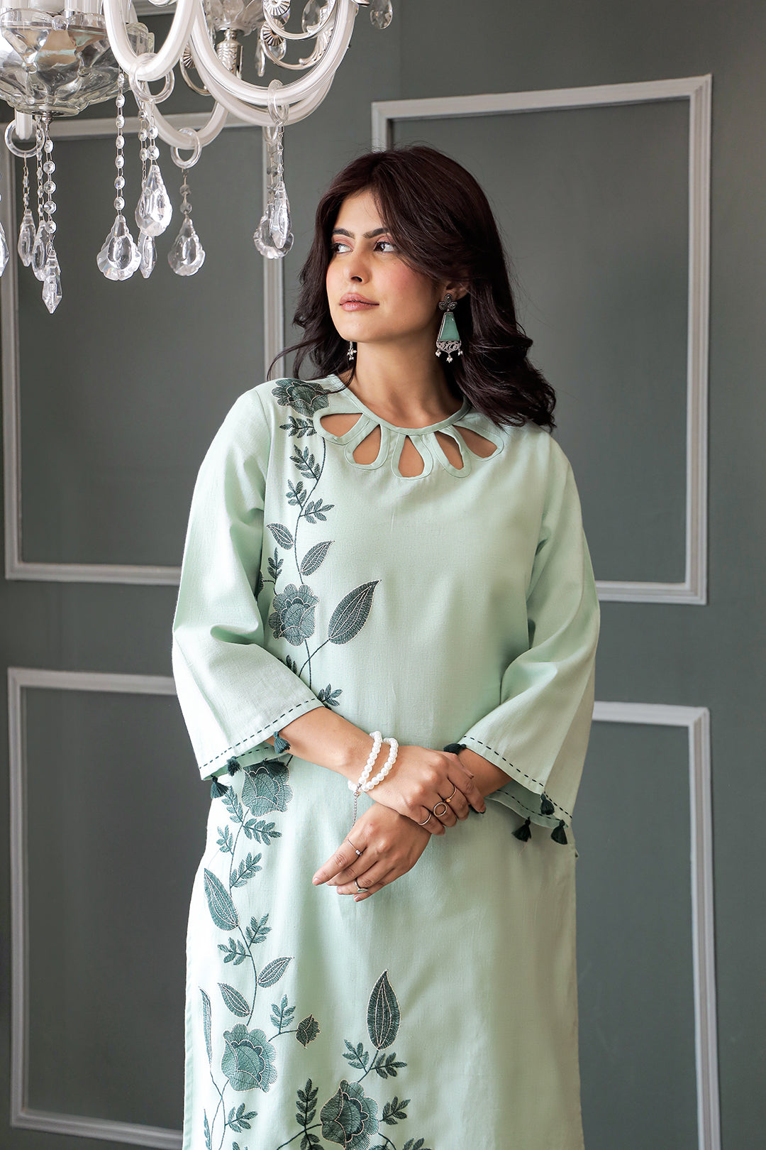 Sakhi Mint green  Embroidery Kurta Set