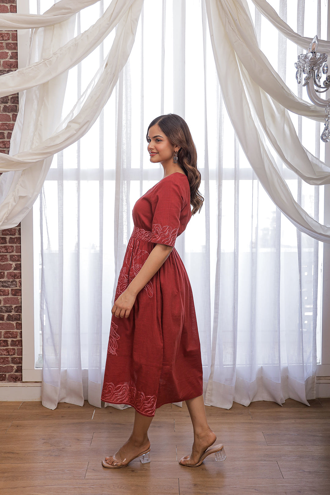 Filipa Marron Embroidery Dress