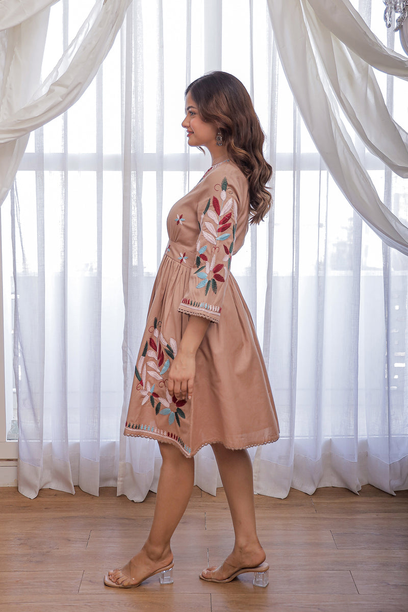Ring beige embroidery dress