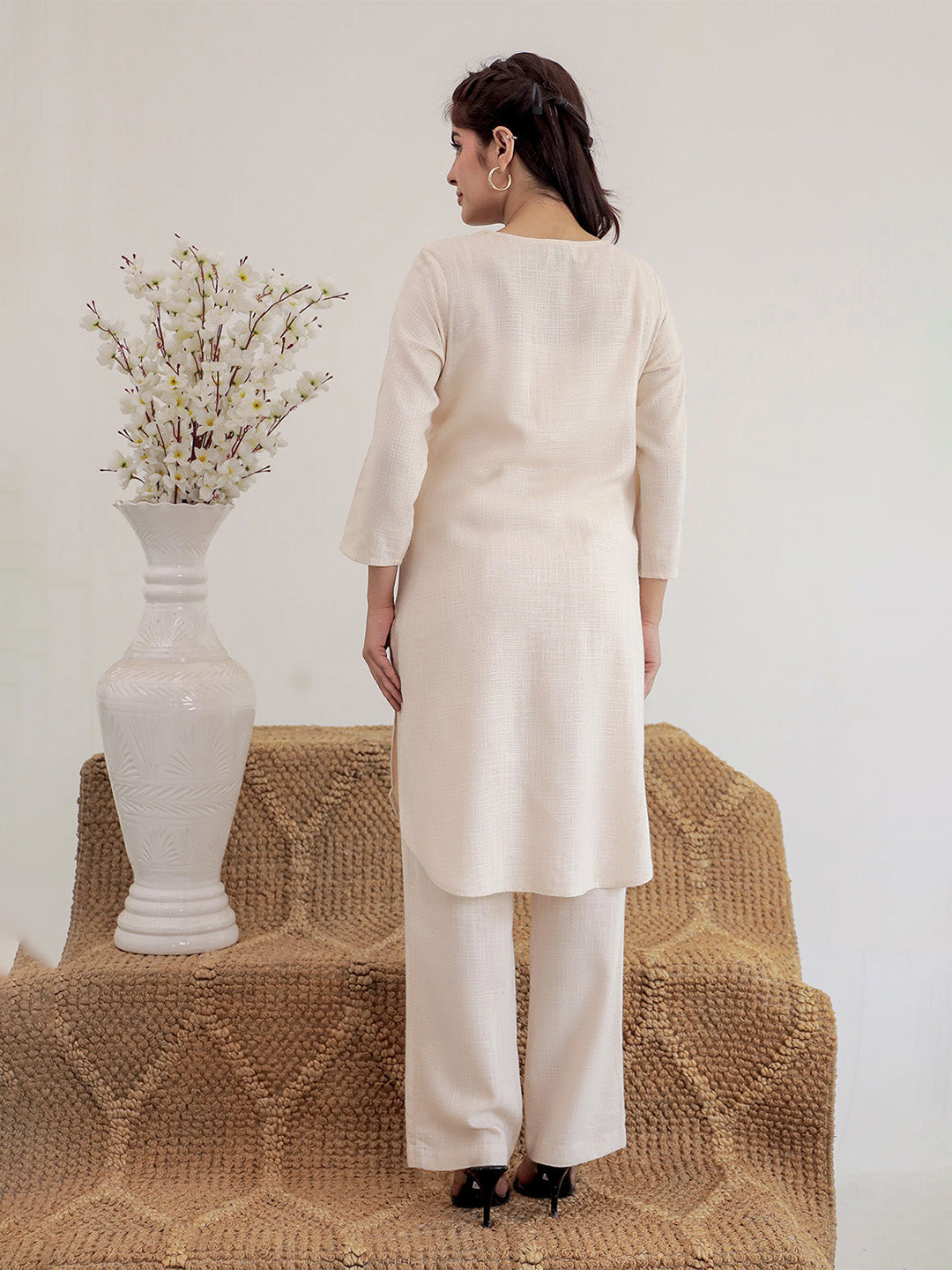 Kiani Beige Embroidery Kurta set