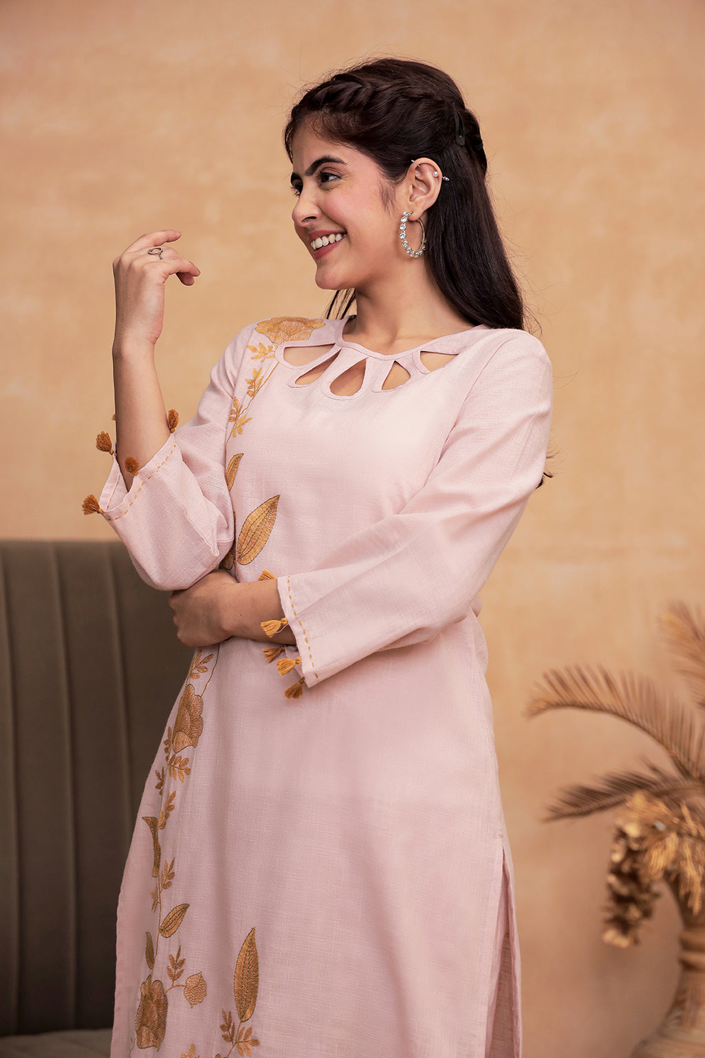 Sakhi Pastel Pink Embroidery Kurta Set