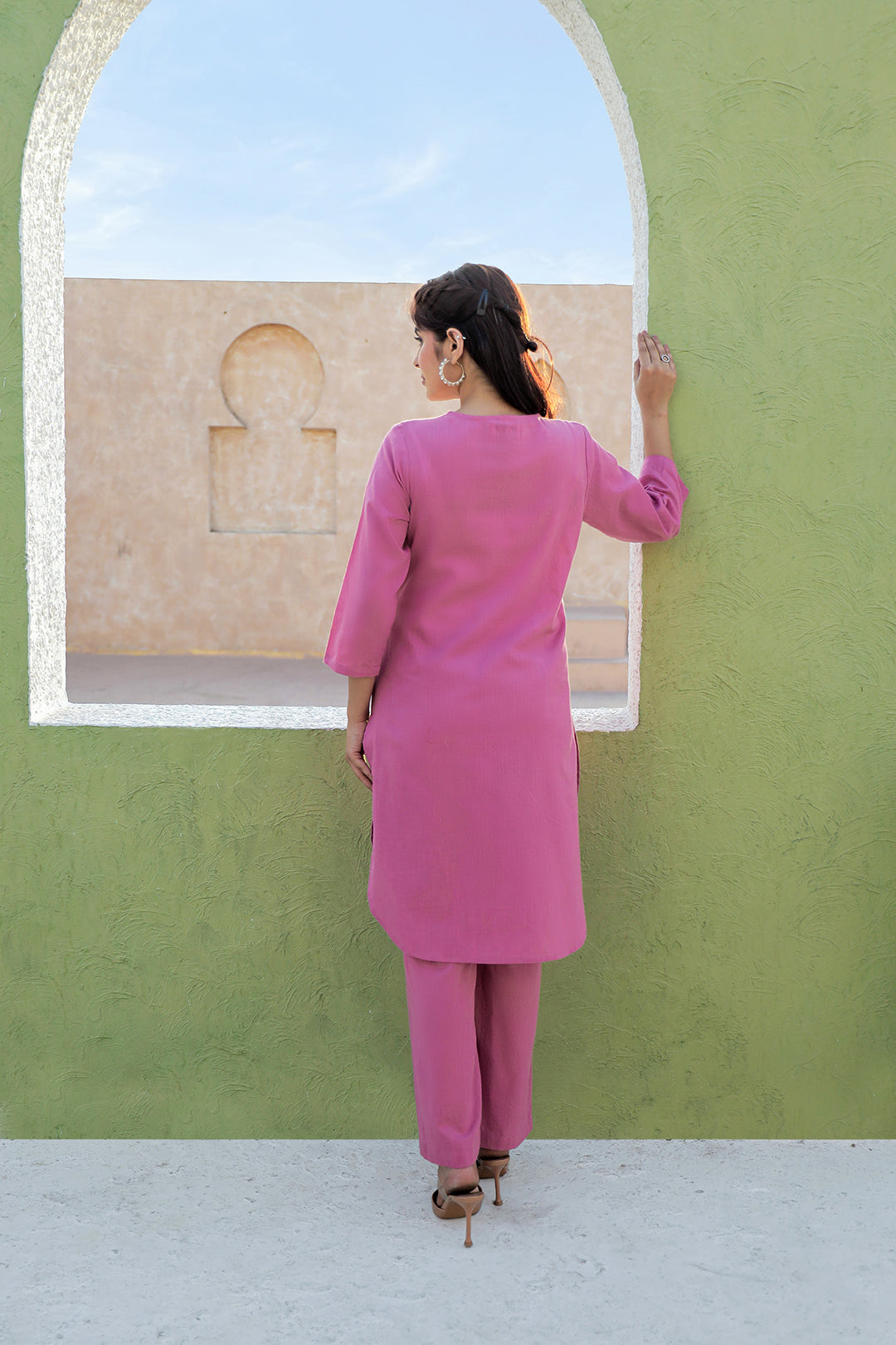 Kiani Pink Embroidery Kurta set