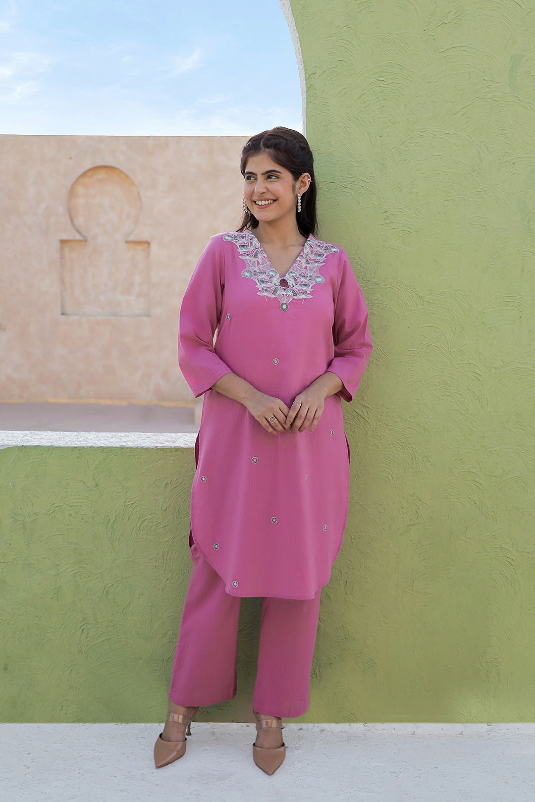 Kiani Pink Embroidery Kurta set