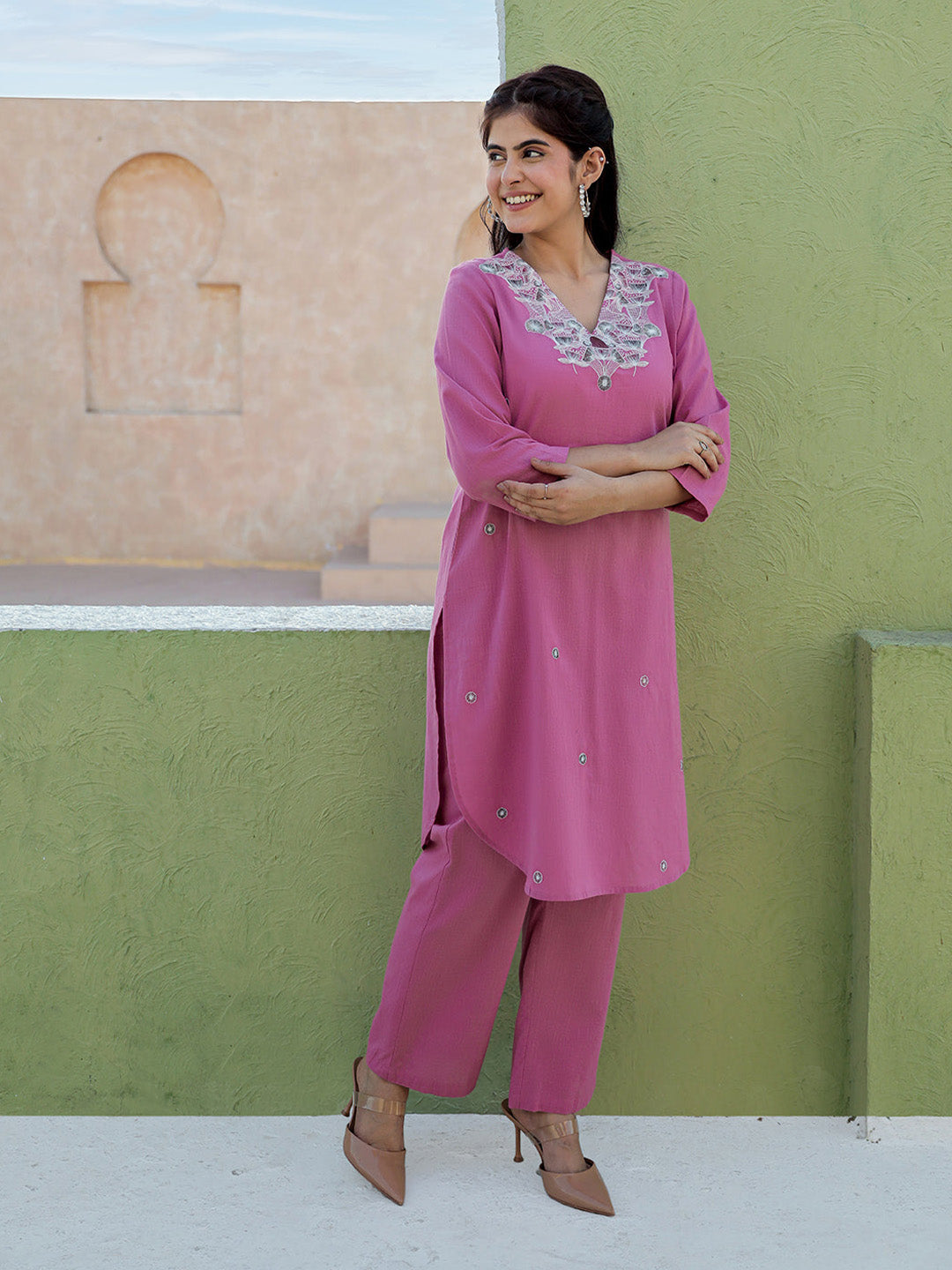 Kiani Pink Embroidery Kurta set