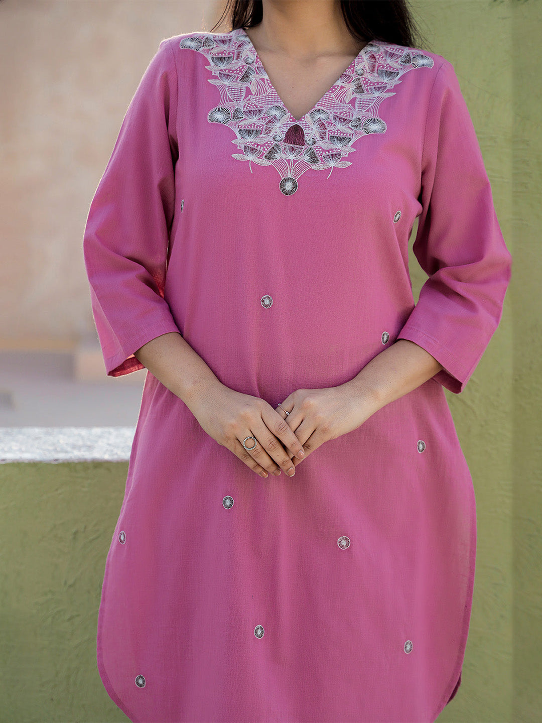 Kiani Pink Embroidery Kurta set