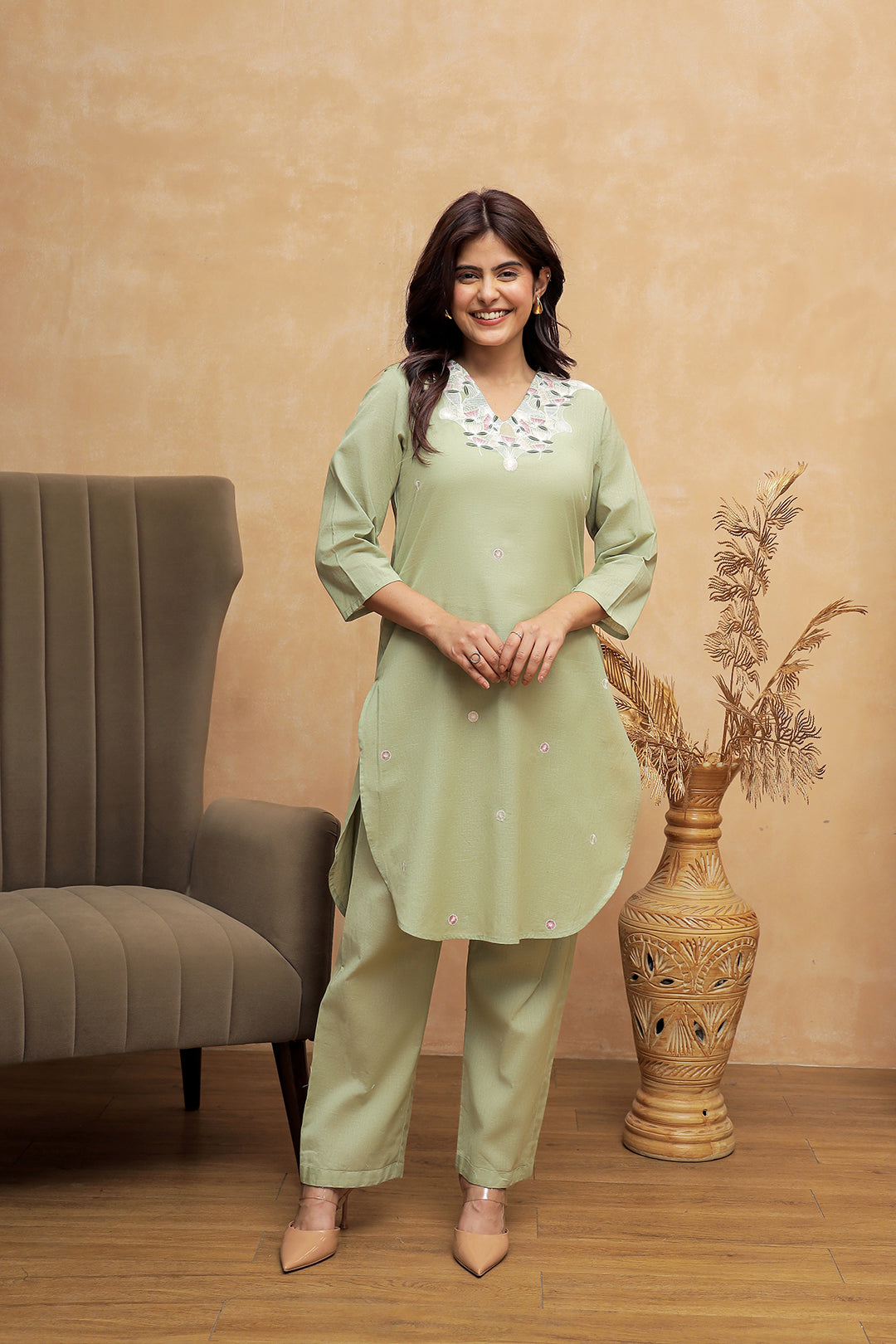 Kiani Green Embroidery Kurta set