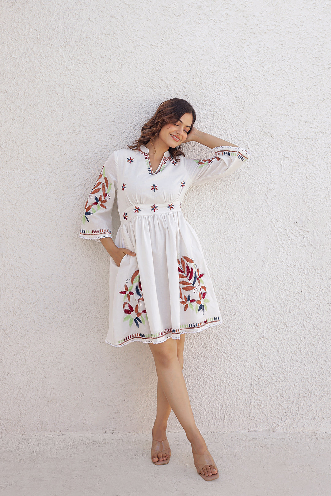 Ring white embroidery dress