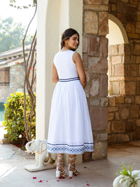 Kady embroidery dress