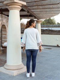 Mellow embroidery top