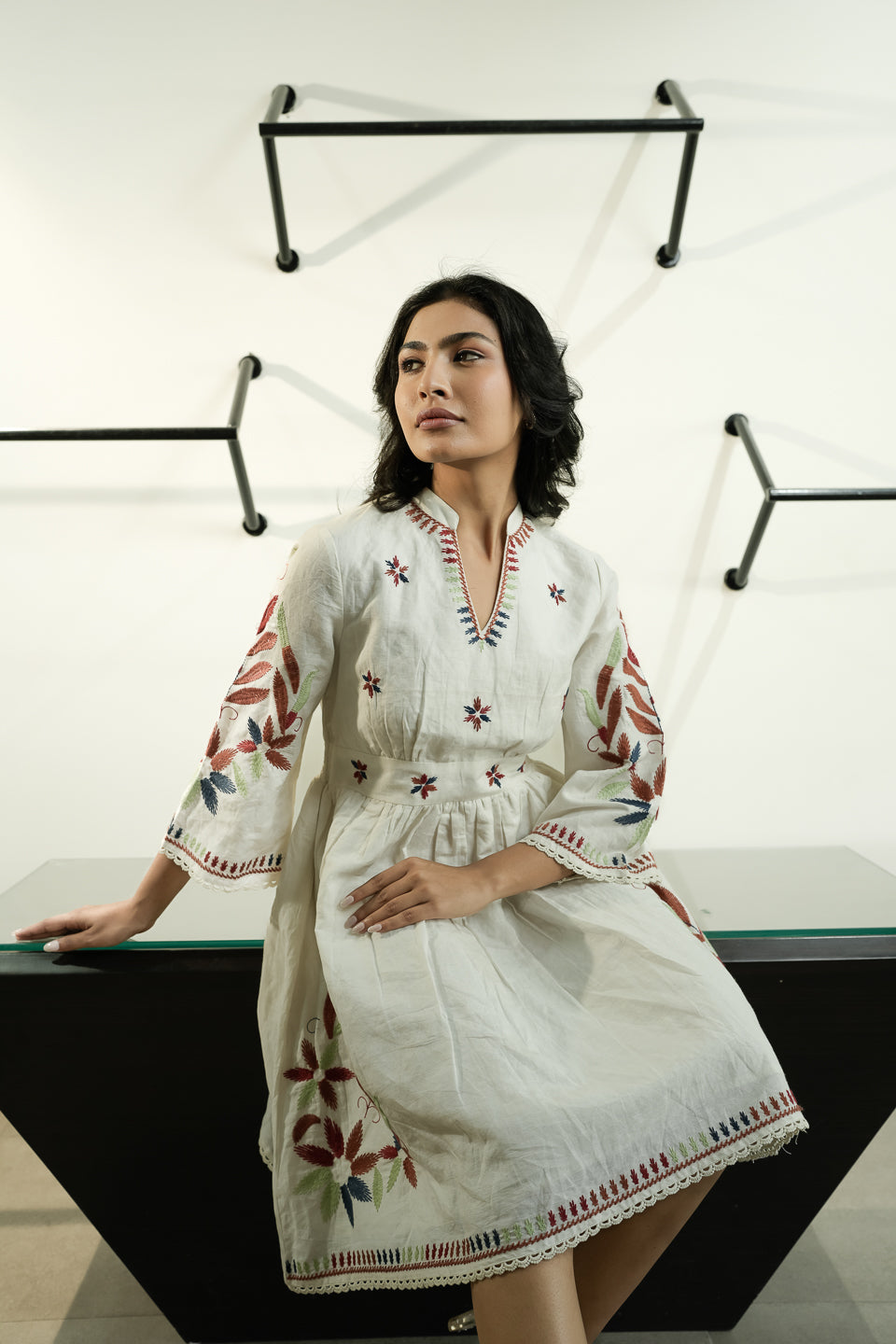 Ring white embroidery dress