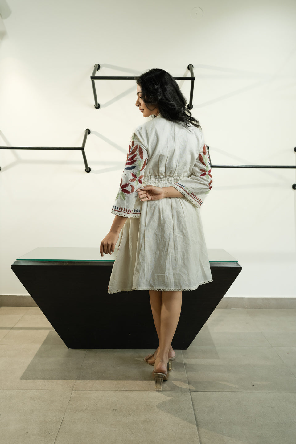 Ring white embroidery dress