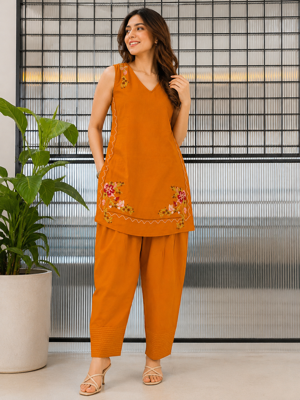 Miru Embroidery Kurta Set